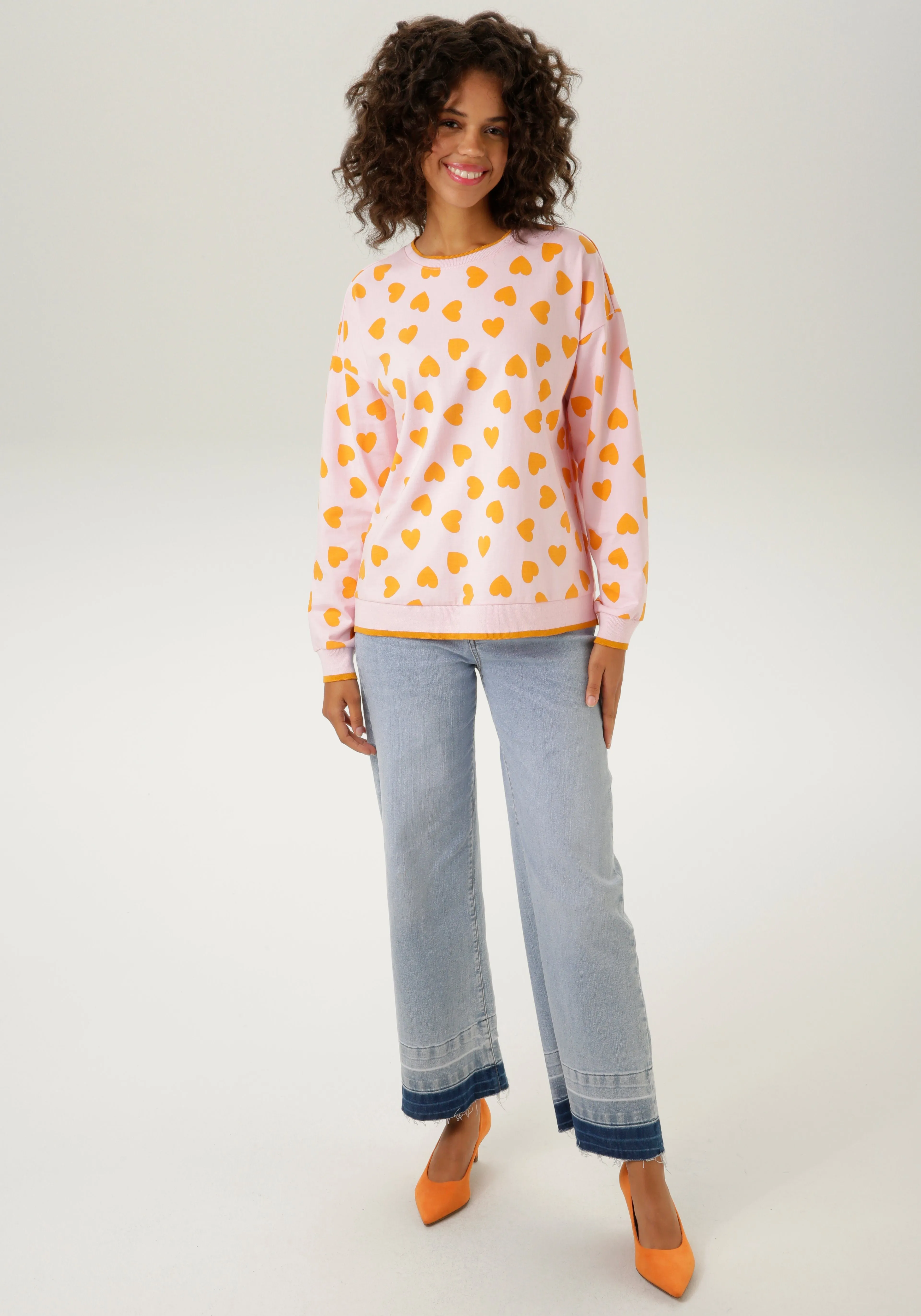 ANISTON CASUAL SWEATSHIRT BEDRUKT MET HARTJES  NIEUWE COLLECTIE